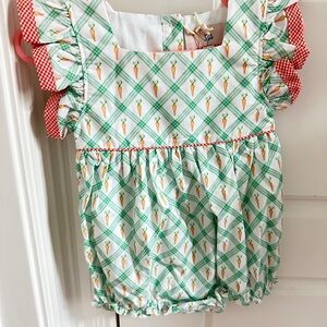 Smocked Easter bunny carrot bubble